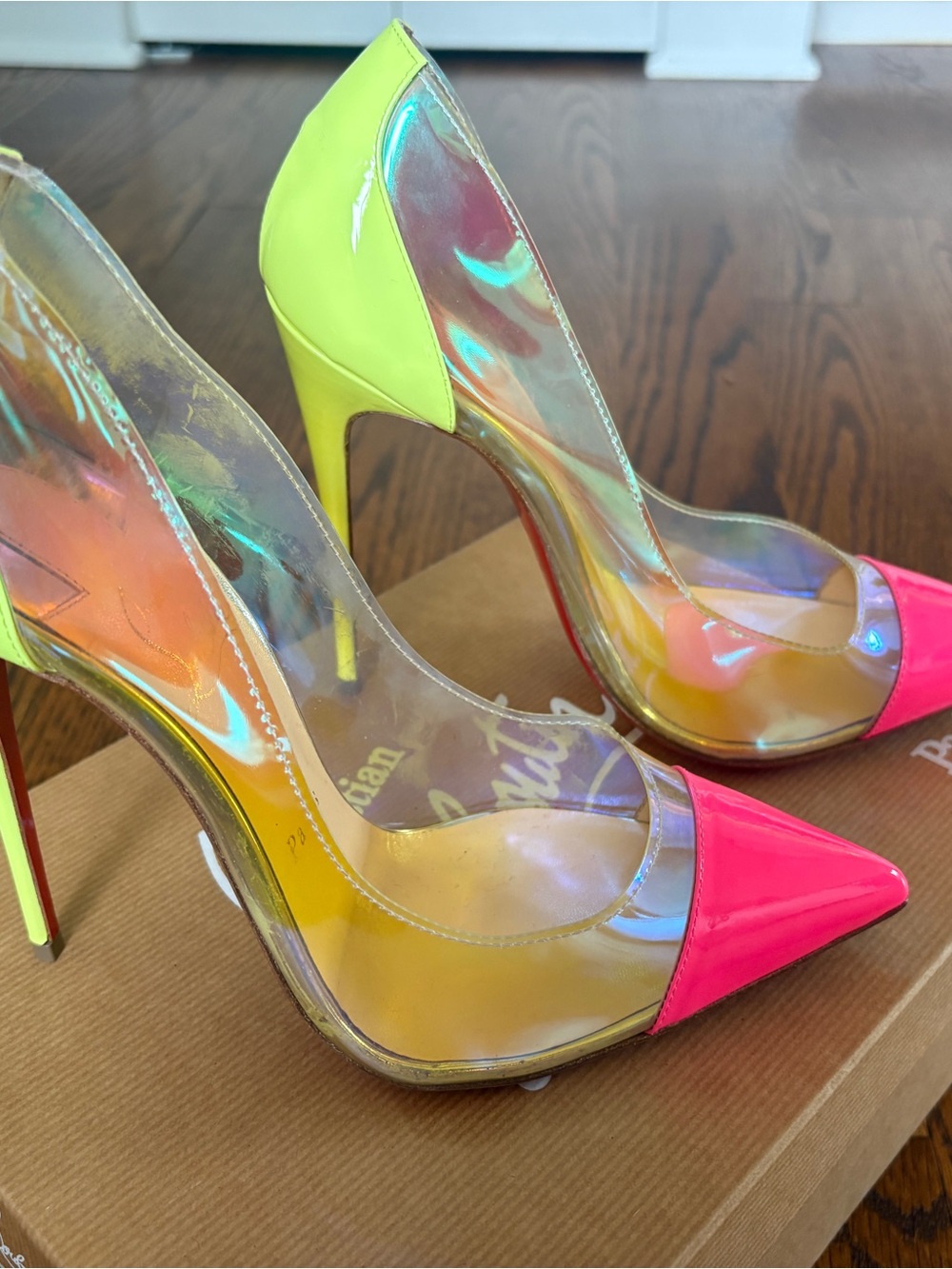NIB Authentic Christian Louboutin Debout Lime Pink PVC Pumps
